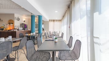 Daily buffet breakfast (EUR 9.9 per person)