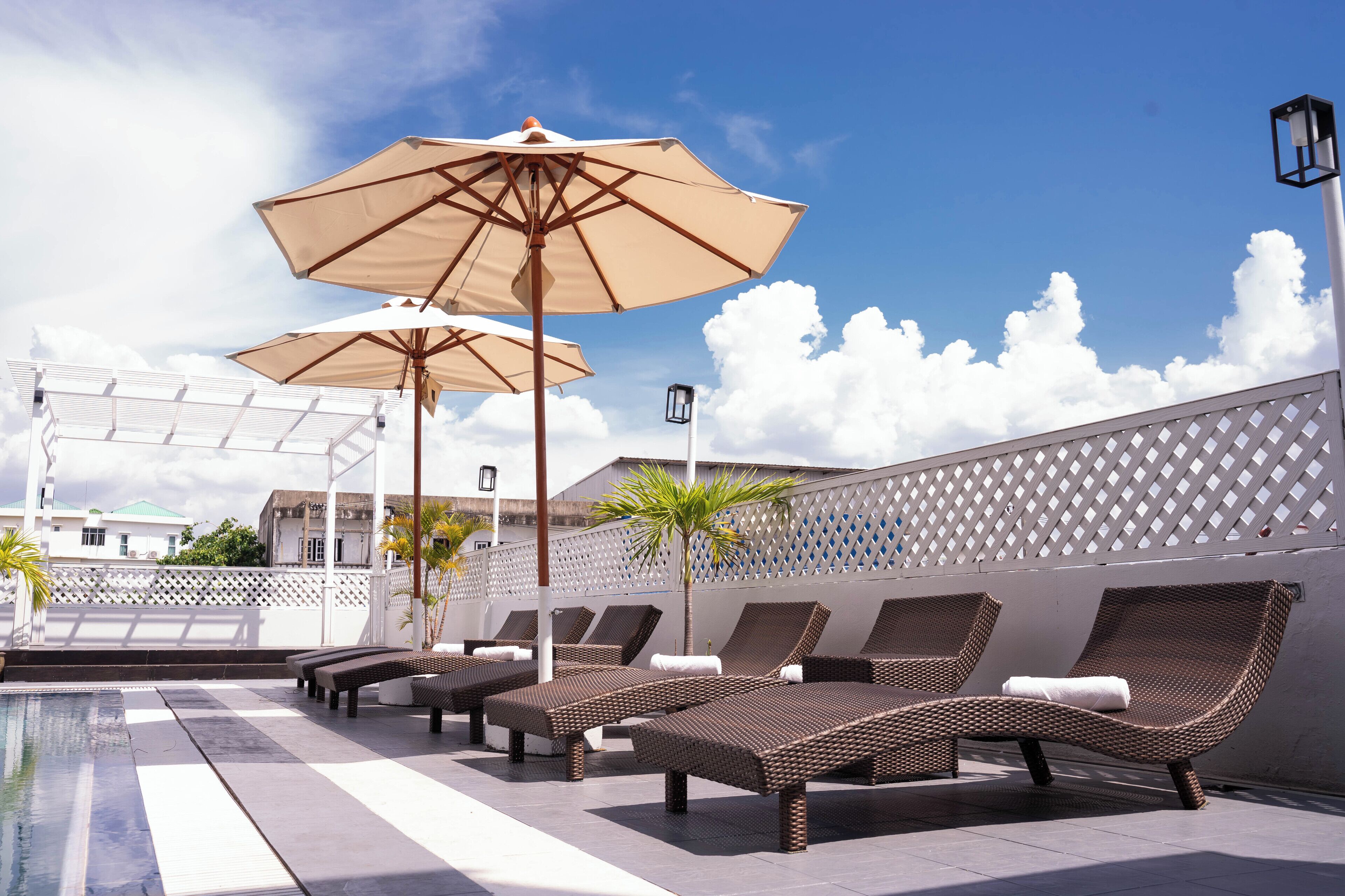 Outdoor pool, sun loungers