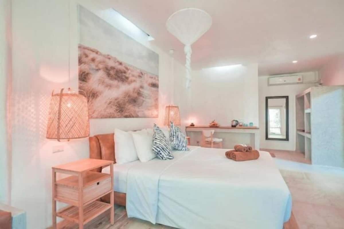 1 slaapkamer, pillowtop-bedden, een kluis op de kamer, een bureau
