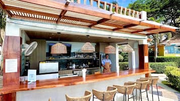 Poolside bar