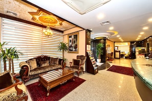 Sala de estar en el lobby