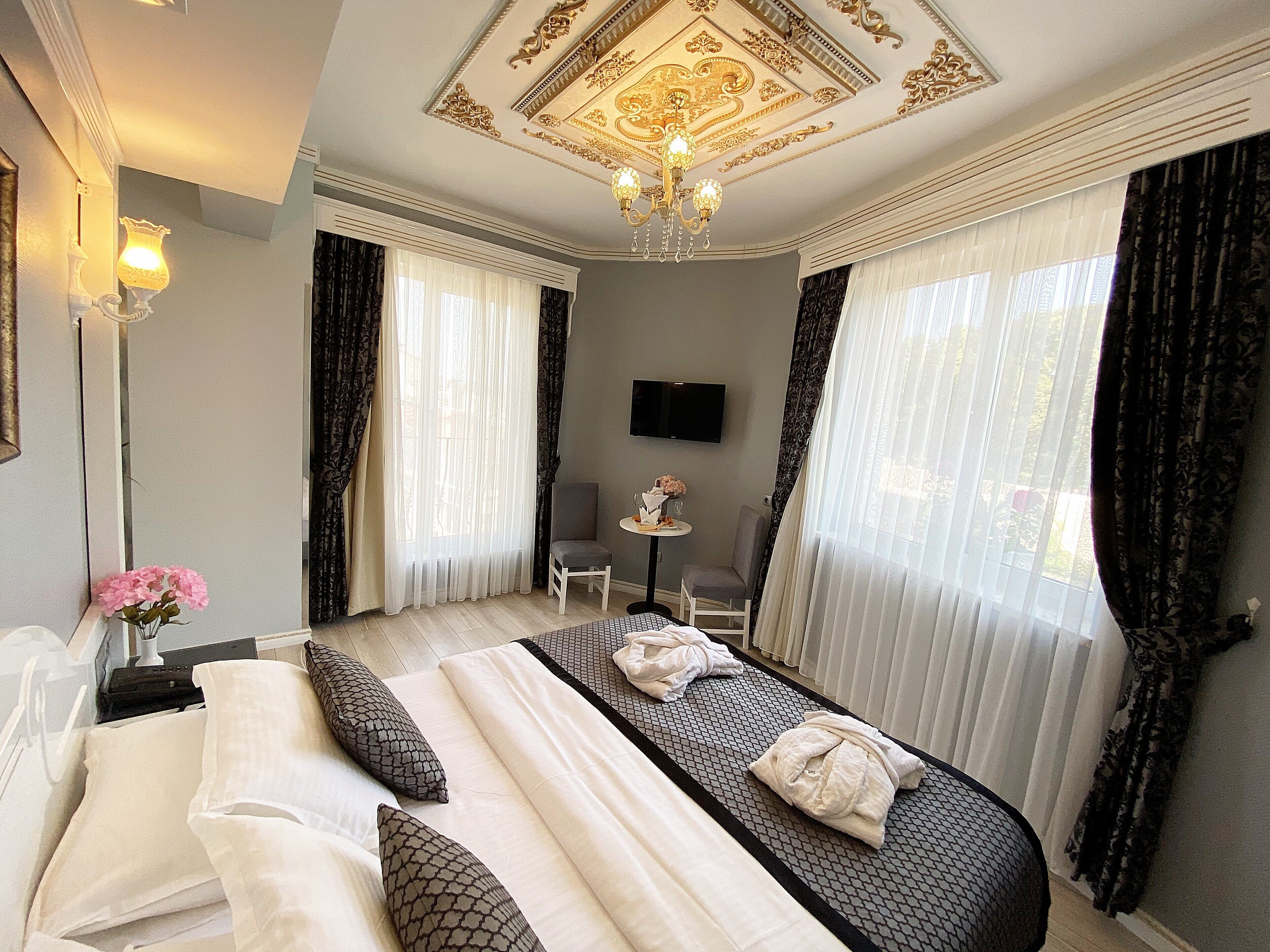 Superior-Dreibettzimmer | Italienische Bettbezüge von Frette, hochwertige Bettwaren