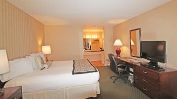Travel crib, free WiFi, bed sheets