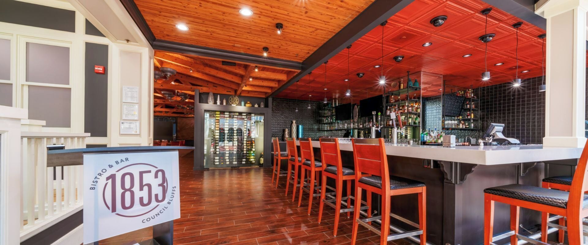 daily cooked-to-order breakfast for a fee