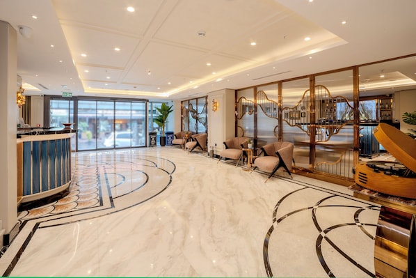 Reception - Grand Hilarium Hotel (Istanbul)