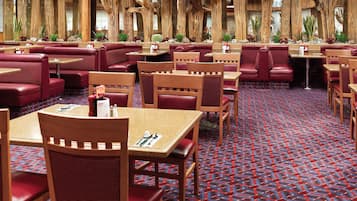 Daily cooked-to-order breakfast for a fee