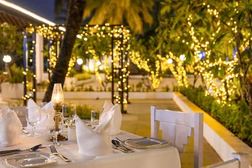 5 Restaurants; Frühstück, Mittagessen und Abendessen werden serviert