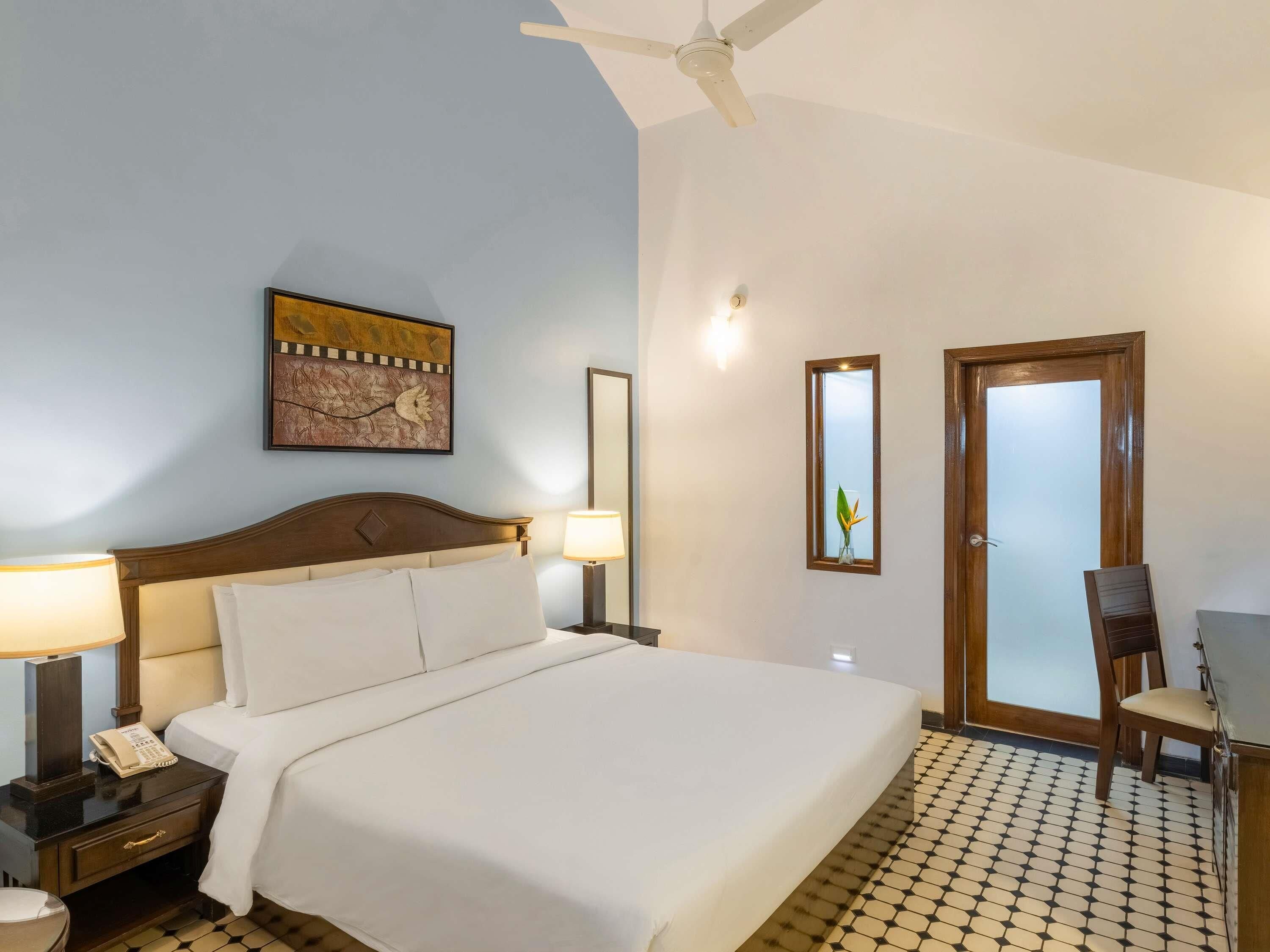 1 bedroom, Egyptian cotton sheets, premium bedding, memory-foam beds