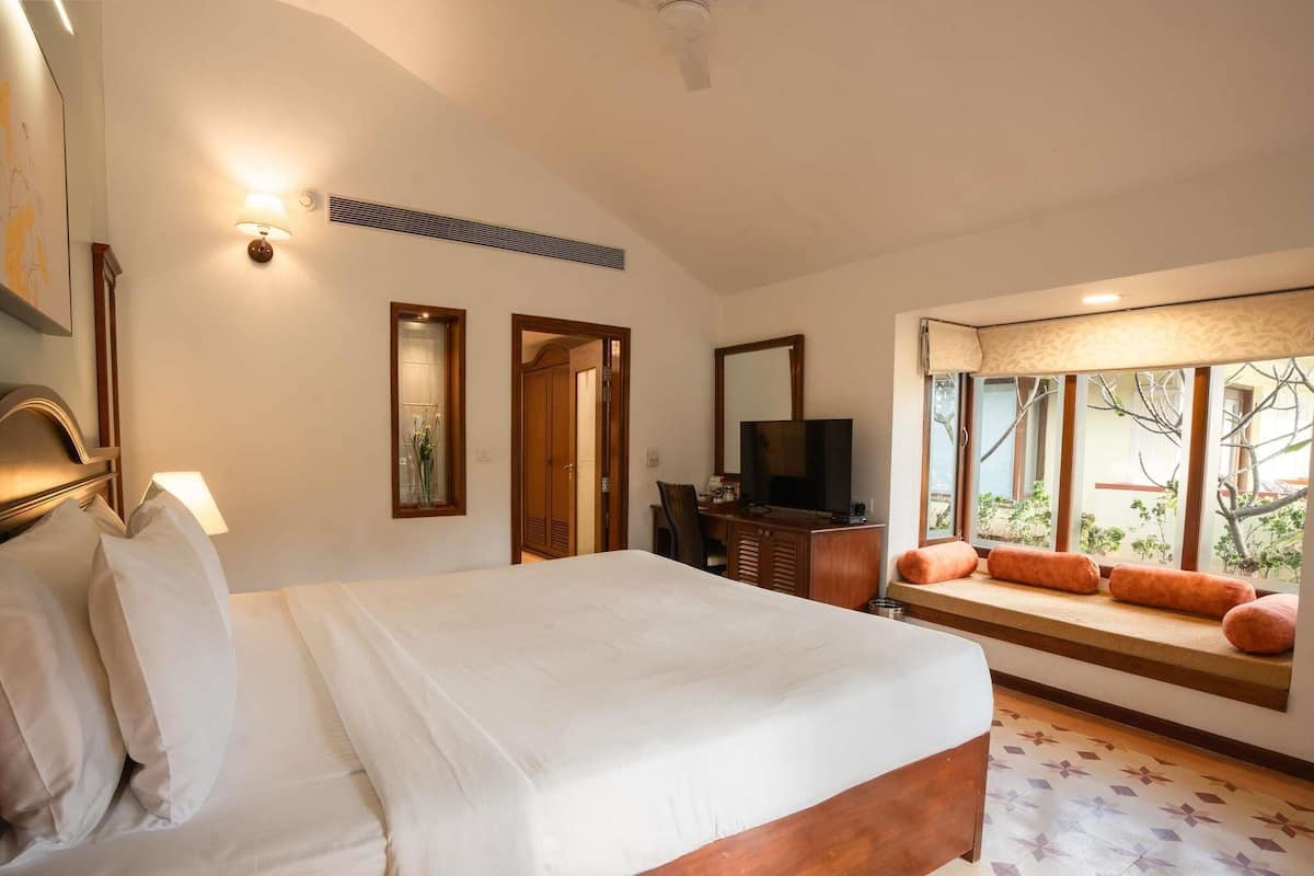 Villa, 1 King-Bett, Poolblick