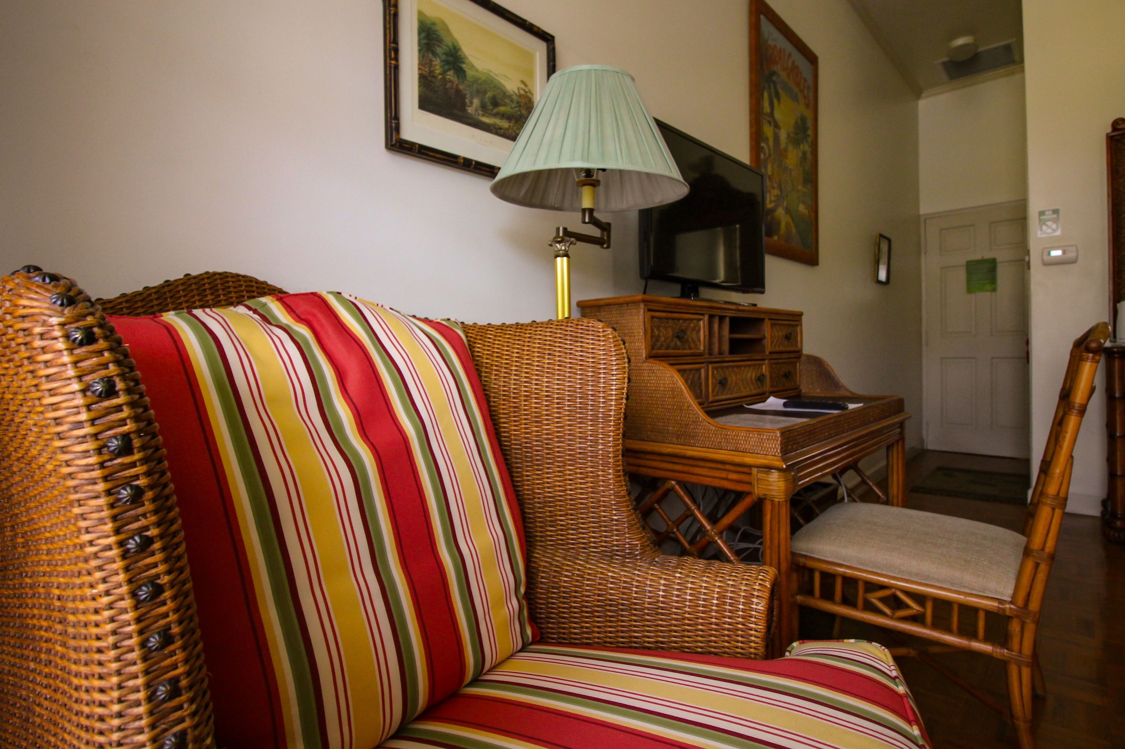 superior room, garden view | in-room safe, desk, iron/ironing board, rollaway beds