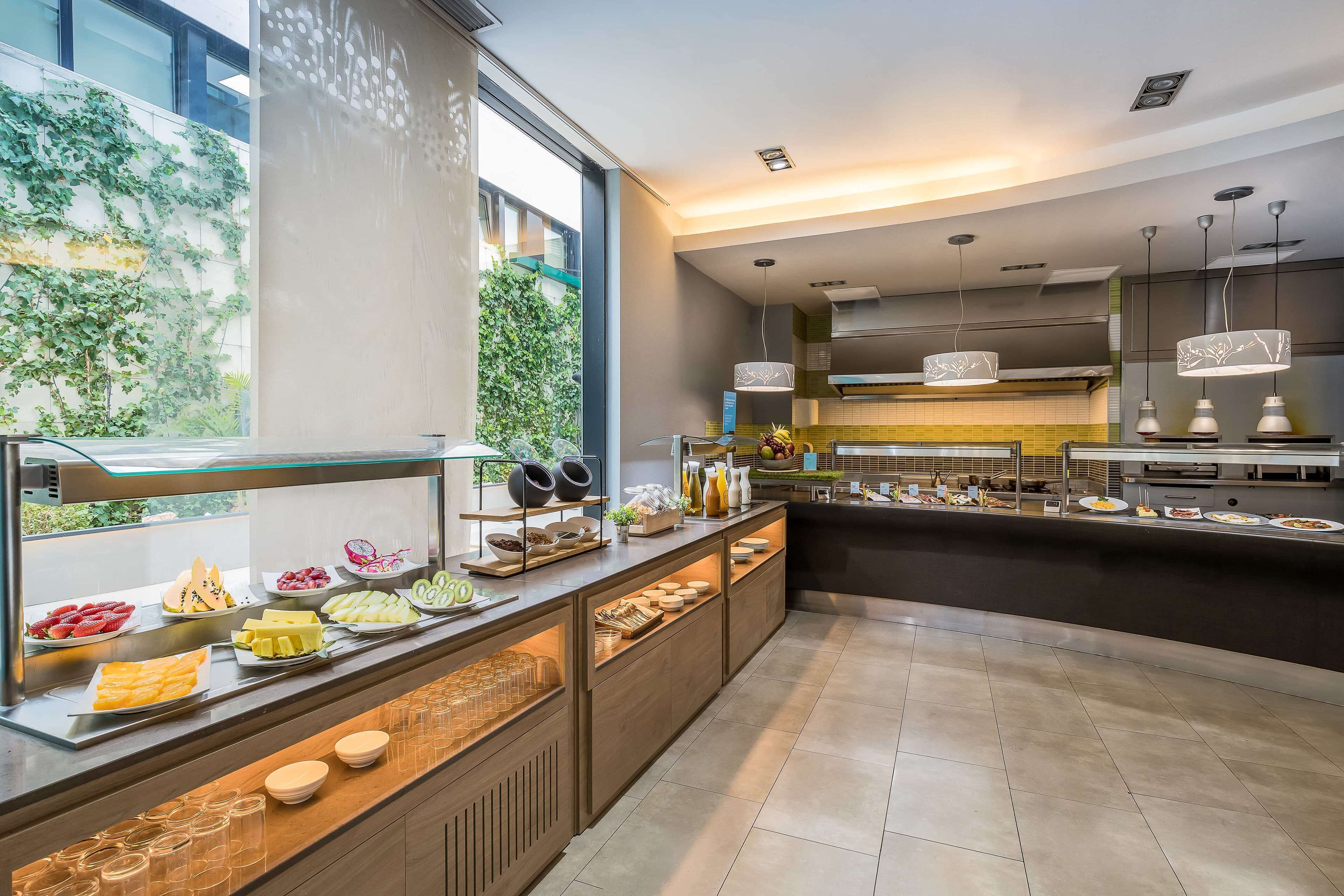 daily buffet breakfast (eur 14 per person)