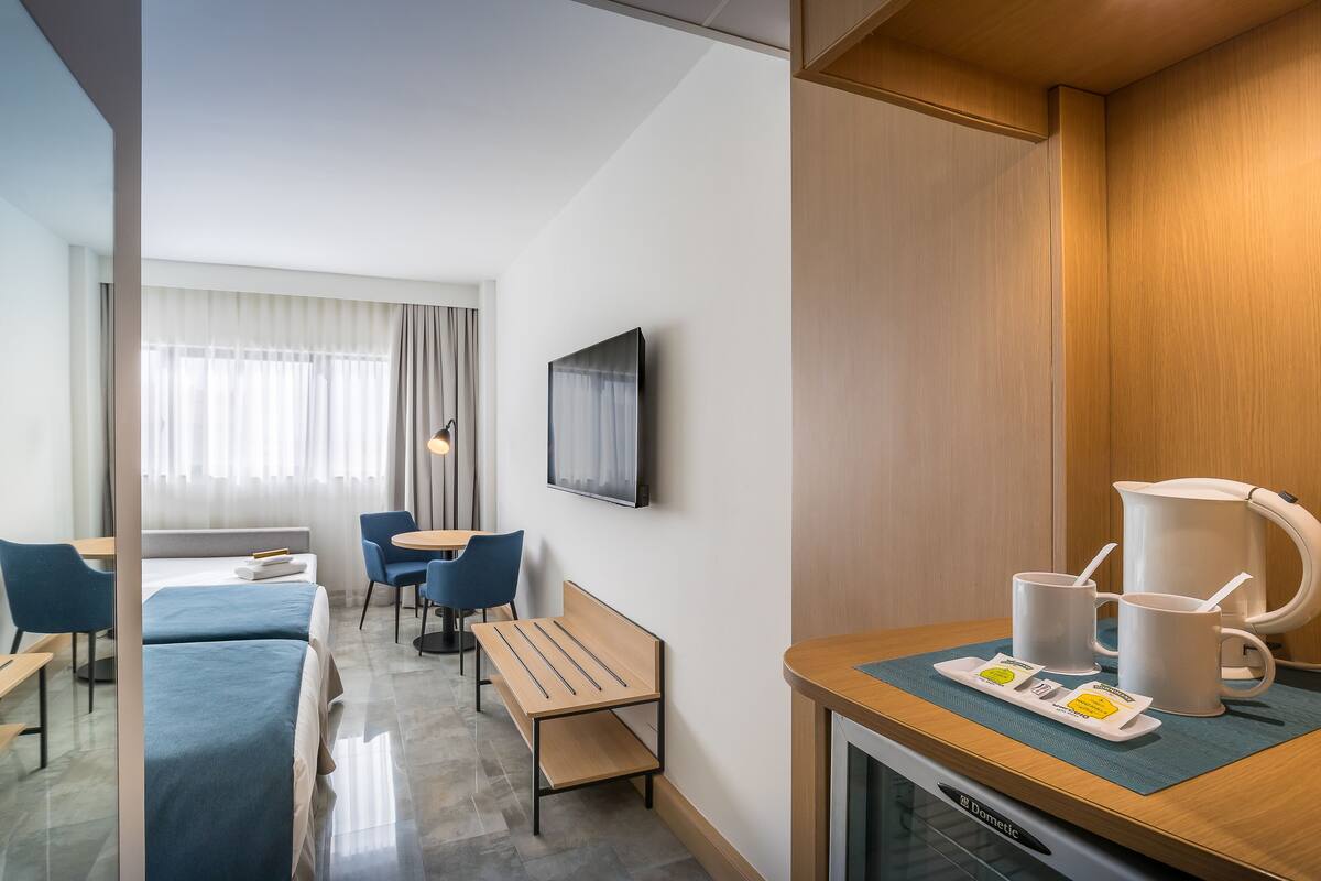 premium bedding, in-room safe, individually furnished, desk