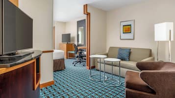 32-inch LCD TV with cable channels, TV