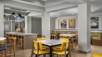 Frokostbuffé er inkludert hver dag