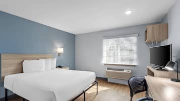 In-room safe, desk, laptop workspace, iron/ironing board