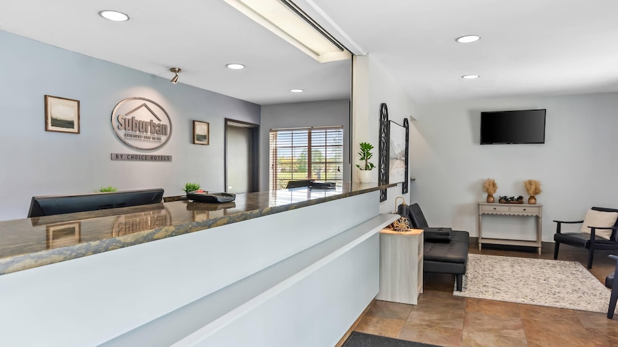 Suburban Studios Clarksville-Louisville North