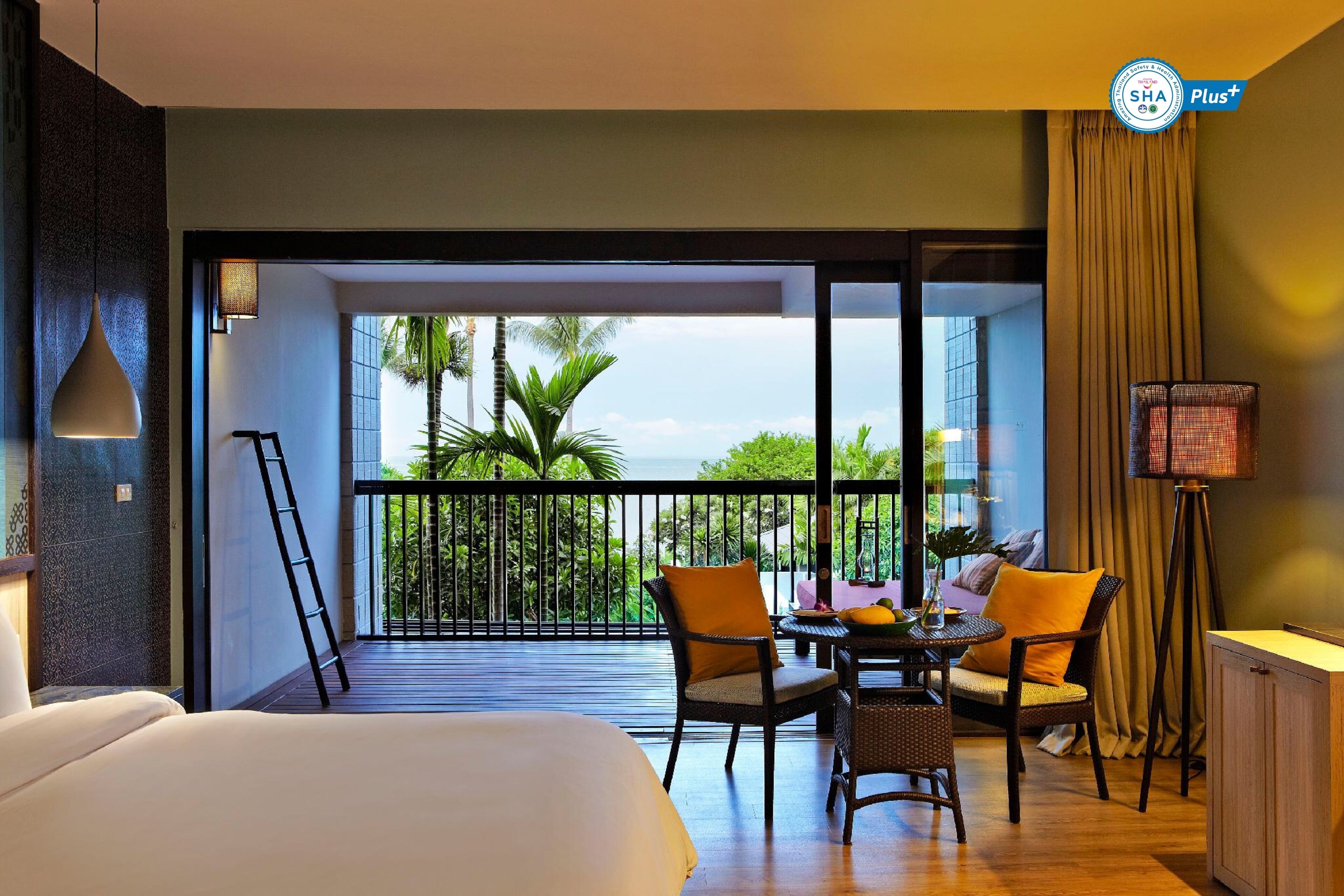 sareeraya suite | terrace/patio