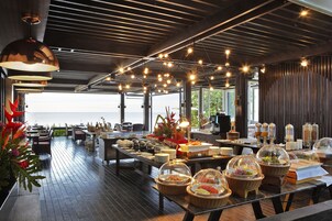 Free continental breakfast