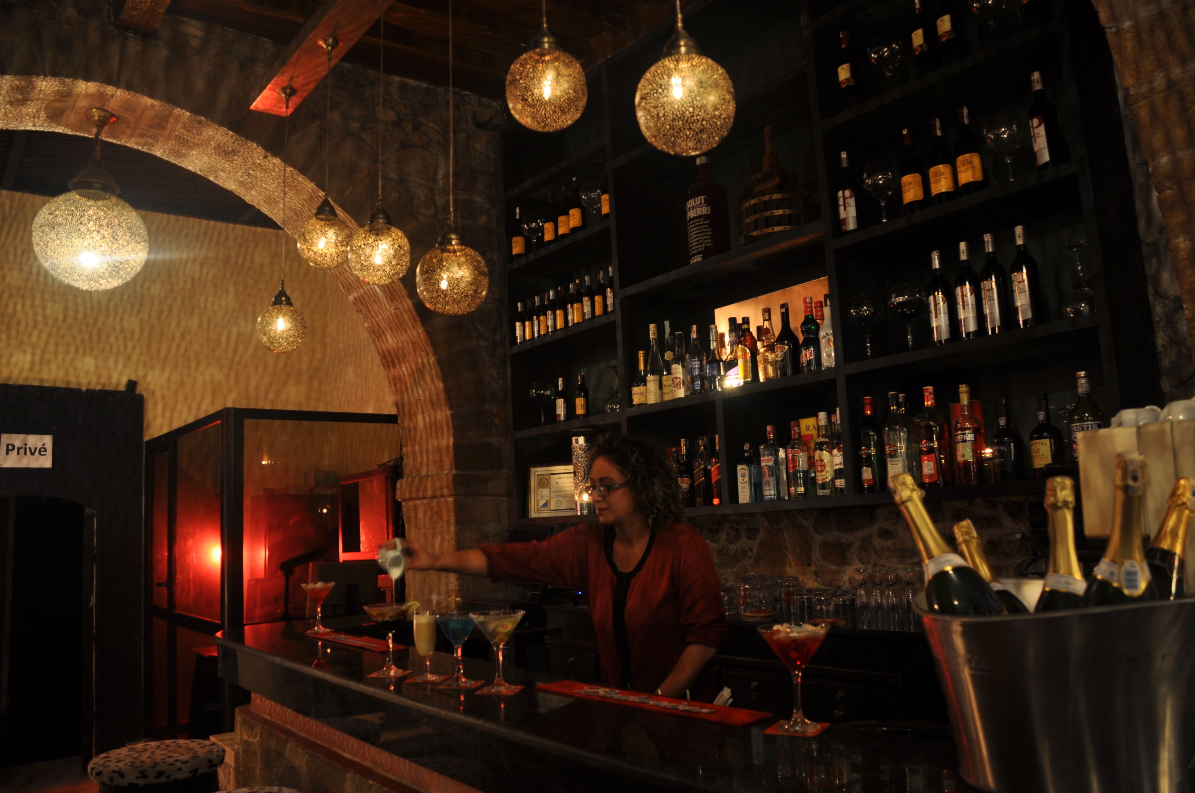 Bar (di hartanah)