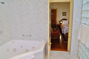 Romantic Suite, Jetted Tub (Loggia) | Indoor spa tub - Fire Station Inn (North Adelaide)