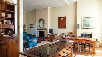 Premium Apartment, 2 Bedrooms (Residency Penthouse) | Living area | Flat-screen TV, DVD player