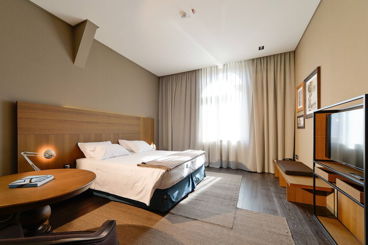 Junior Double Room