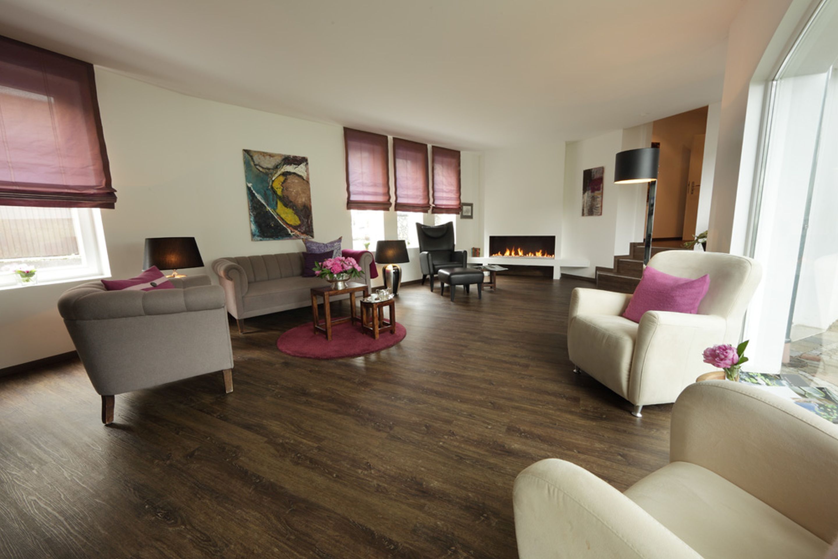 sauna, steam room, body treatments, aromatherapy, hot stone massages