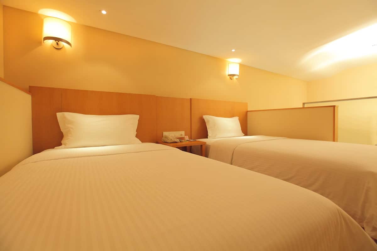 Loft, 2 Single Beds