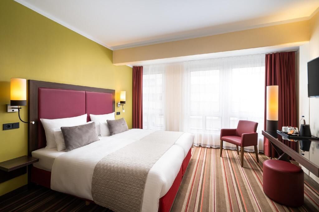 In-room safe, desk, soundproofing, free cribs/infant beds