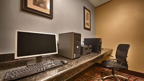 Business center - Best Western Orange Inn & Suites (Orange)