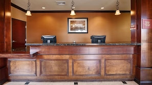 Reception - Best Western Orange Inn & Suites (Orange)