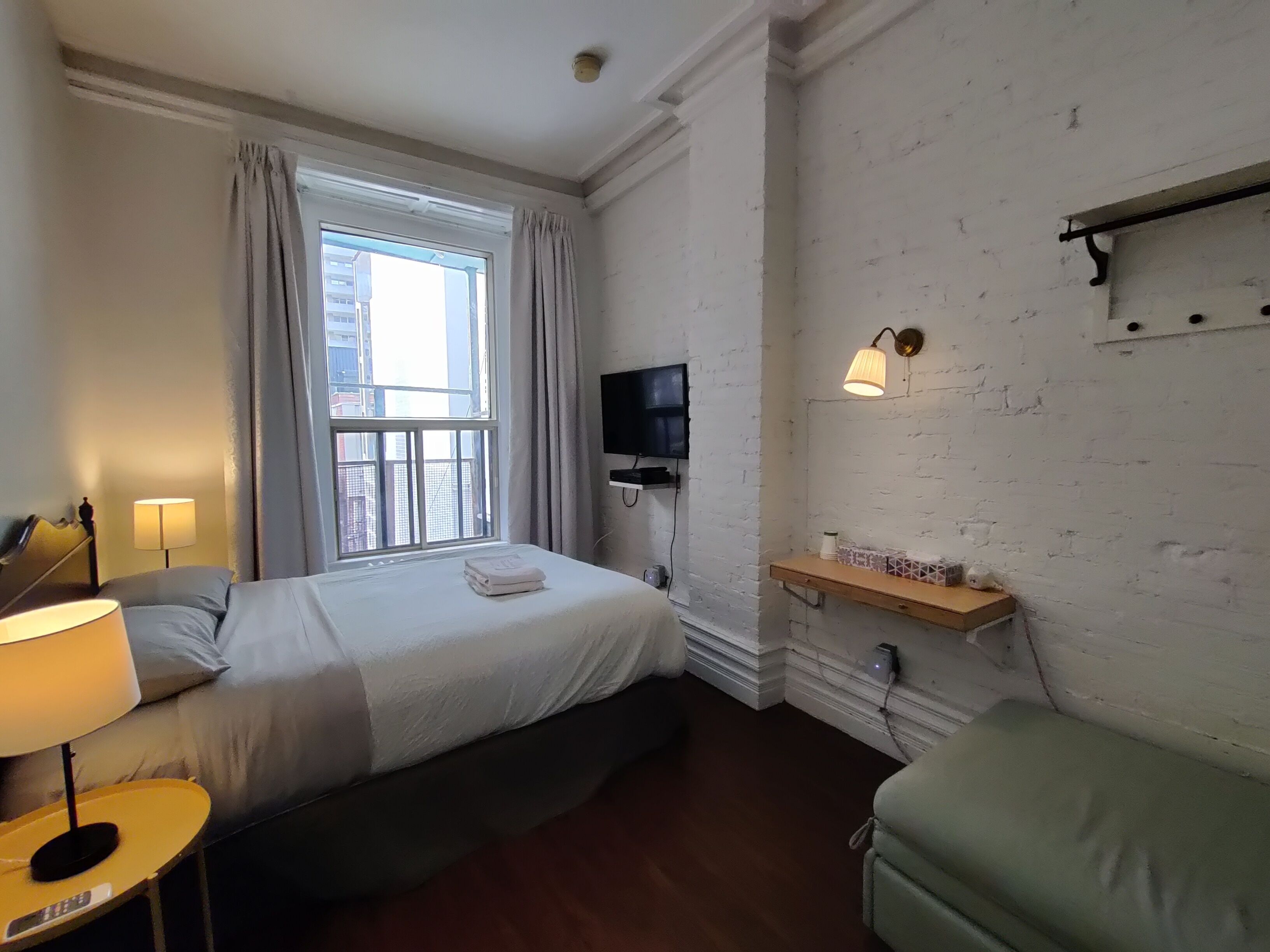 classic room, 1 bedroom | 1 bedroom, desk, iron/ironing board, free wifi