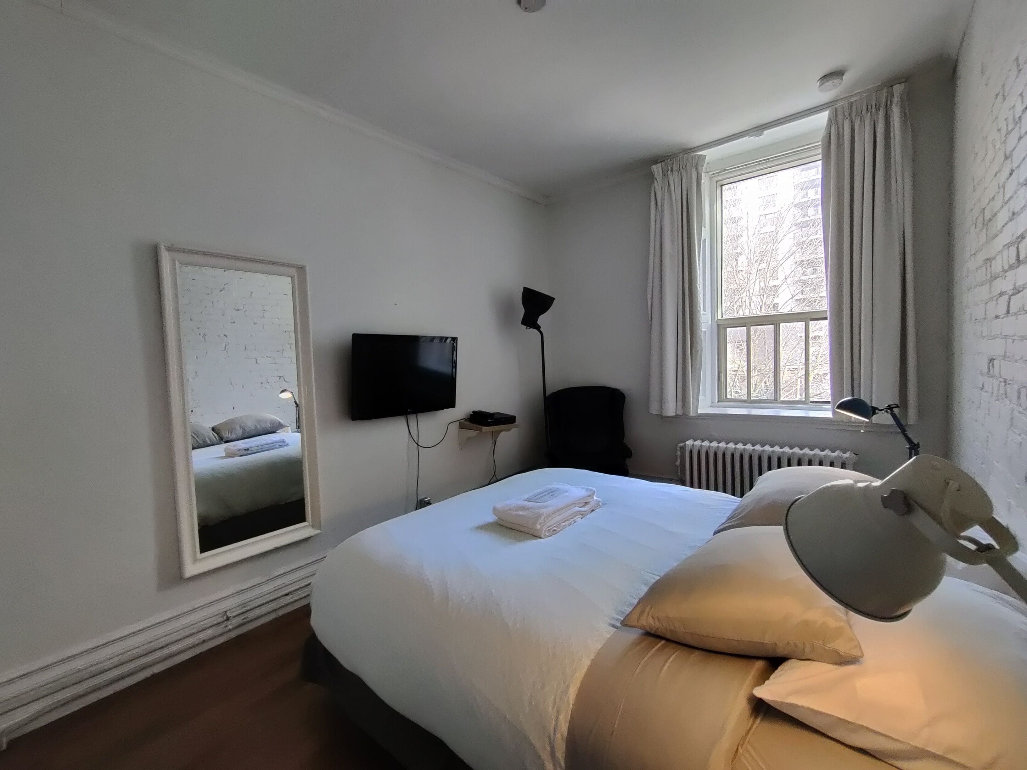 classic room, 1 bedroom | 1 bedroom, desk, iron/ironing board, free wifi