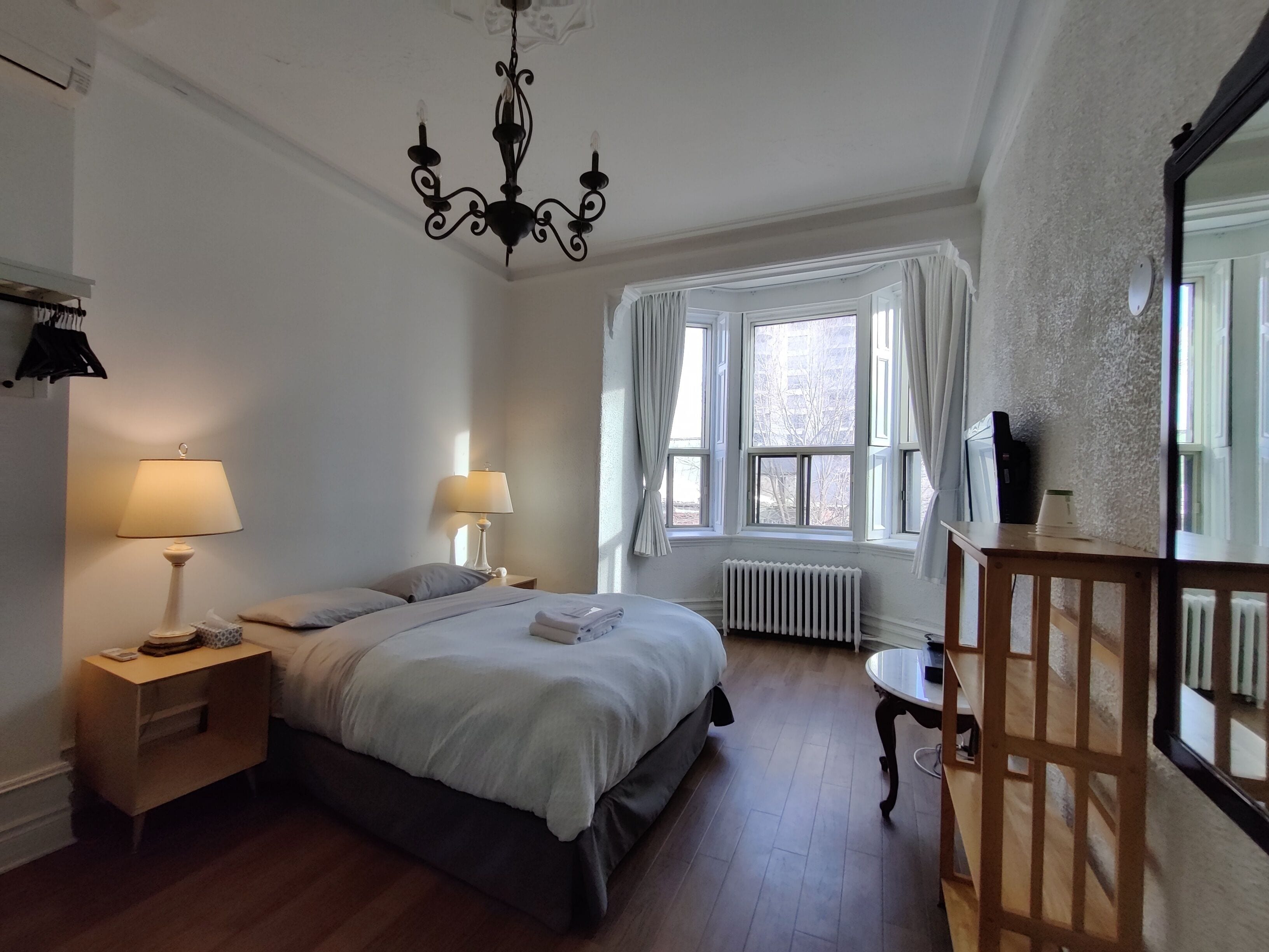 classic room, 1 bedroom | 1 bedroom, desk, iron/ironing board, free wifi