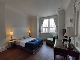 Classic Room, 1 Bedroom | Desk, iron/ironing board, free WiFi, bed sheets