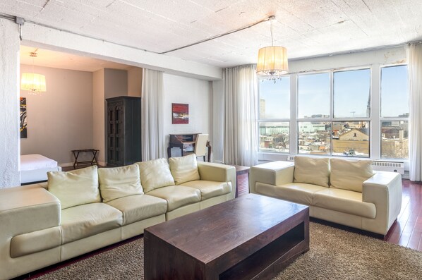 Signature Loft, Multiple Beds, City View | Living area