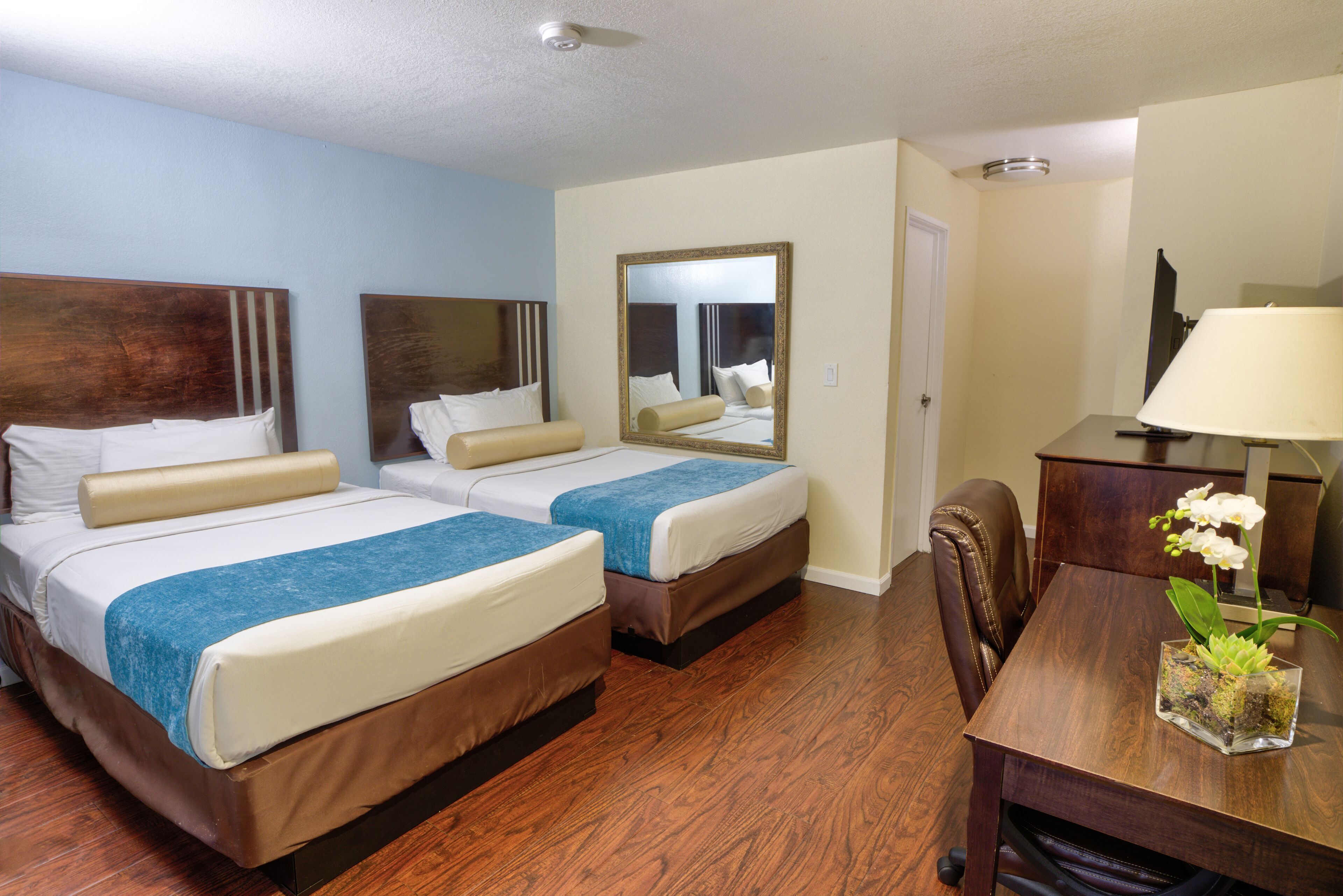 In-room safe, individually decorated, individually furnished, desk