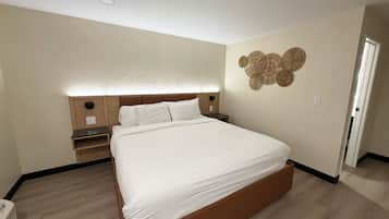 In-room safe, individually decorated, individually furnished, desk