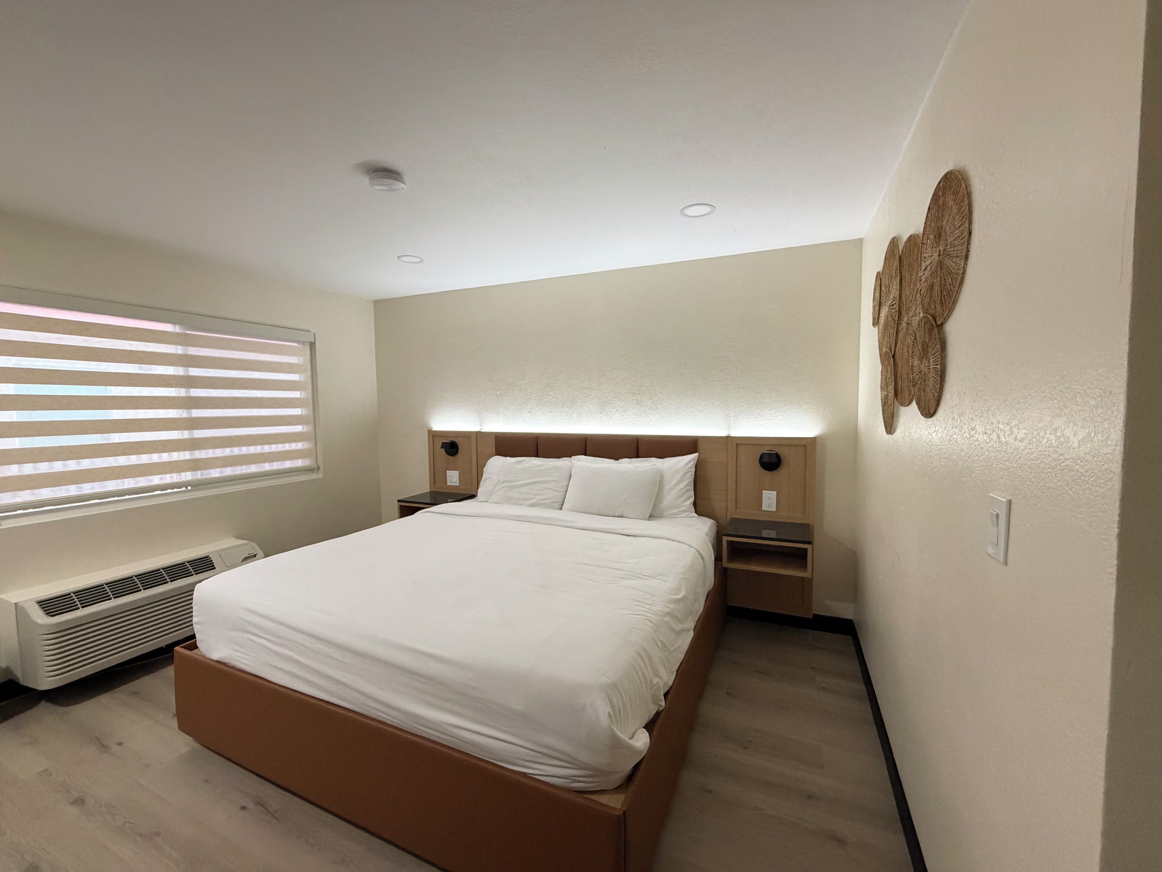 In-room safe, individually decorated, individually furnished, desk