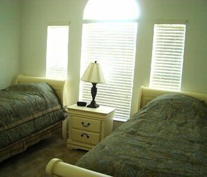 1 bedroom, pillowtop beds, iron/ironing board, free WiFi