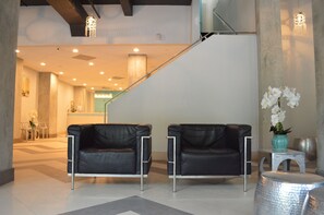 Dining - The Miami Sun Hotel (Miami)