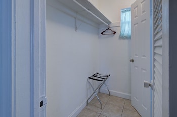 Standard King Room | Hypo-allergenic bedding, down comforters, Select Comfort beds at Castle by the Sea