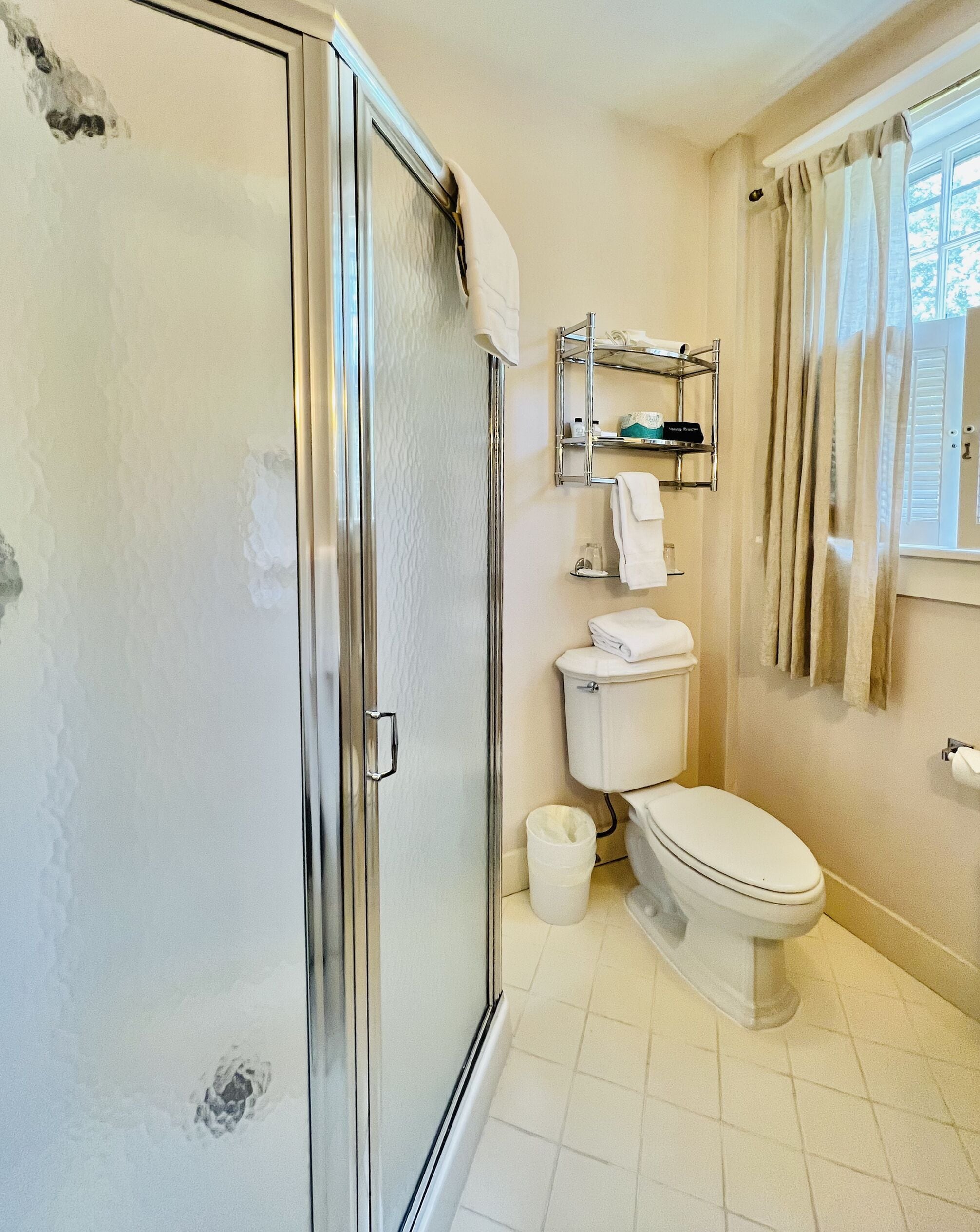 room (queen room) | bathroom | rainfall showerhead, hair dryer, bathrobes, slippers