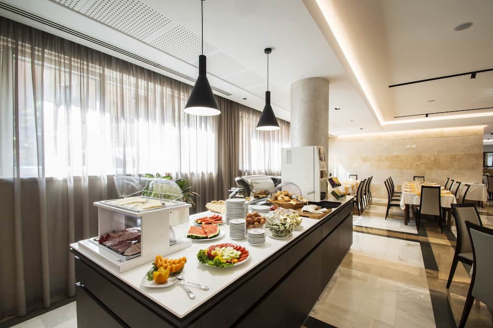 Hotel Bisesti