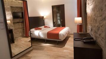 Familienzimmer | Hochwertige Bettwaren, Zimmersafe, individuell dekoriert