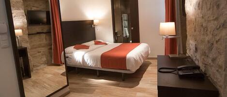 Family Room | Premium bedding, in-room safe, individually decorated