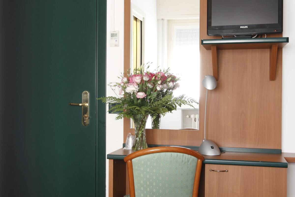 In-room safe, desk, laptop workspace, iron/ironing board