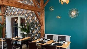 Lunch and dinner served, local cuisine