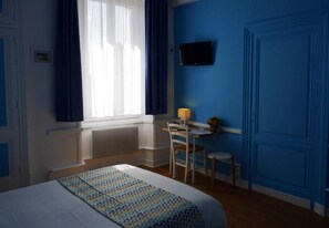 Premium bedding, individually decorated, individually furnished, desk