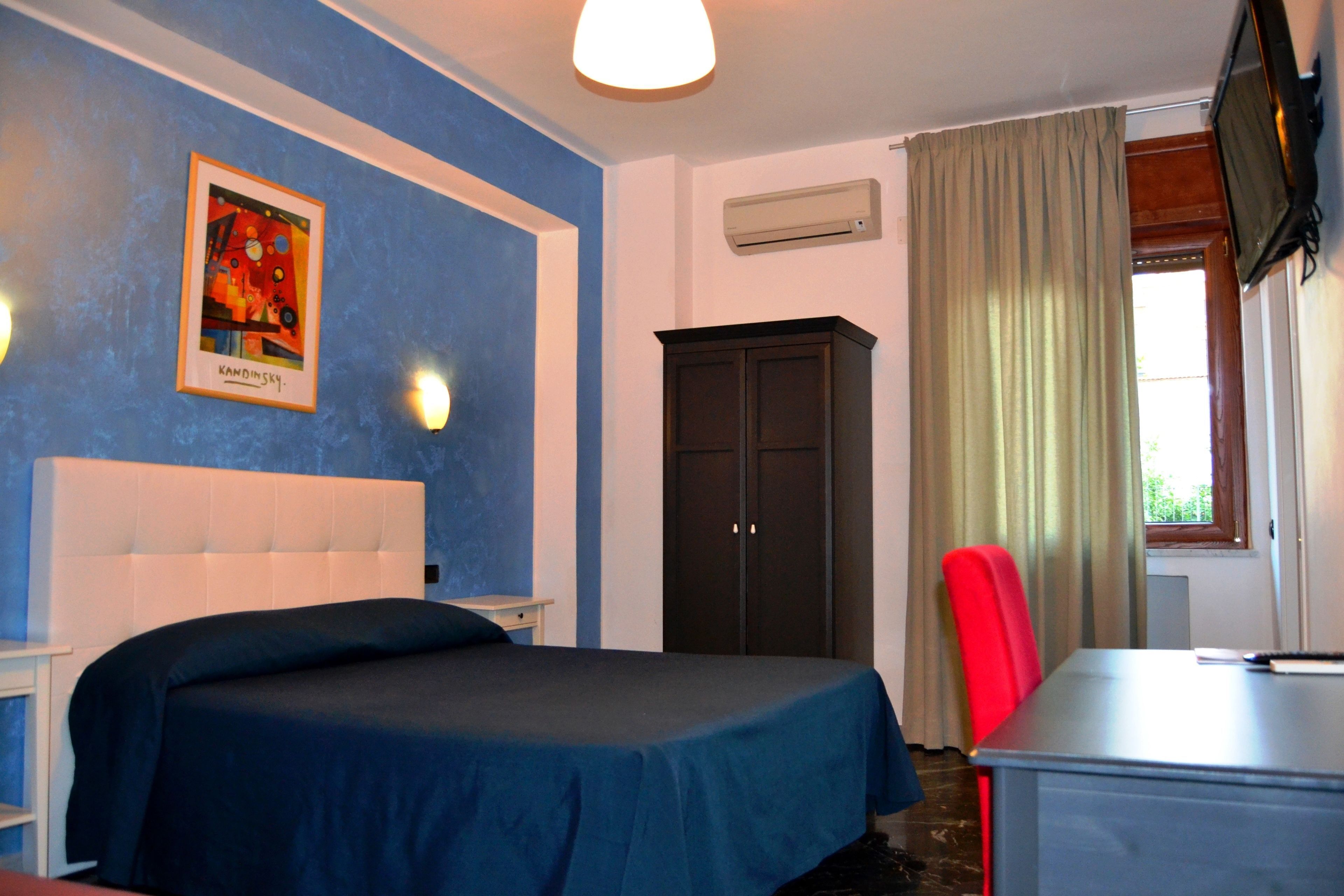 Premium bedding, in-room safe, individually decorated, desk